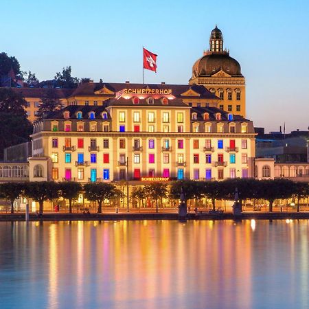 Hotel Schweizerhof Luzern Bagian luar foto